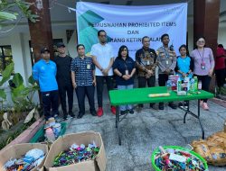 Aviation Security Bandara Sam Ratulangi Gelar Pemusnahan Prohibited Item Milik Penumpang Pesawat