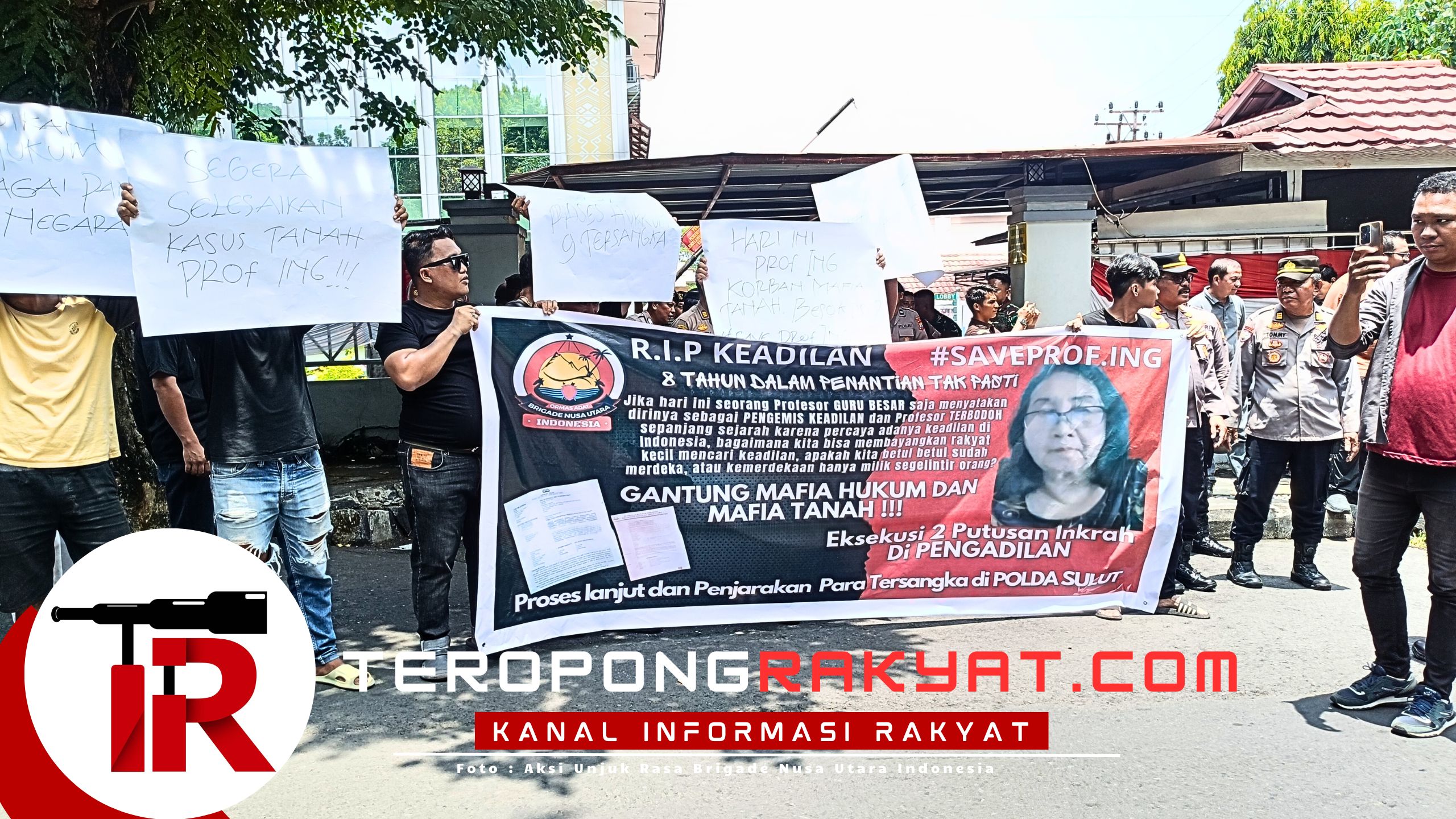 Puluhan Massa BNUI Geruduk Kejati Sulut, Desak Mafia Tanah Kasus Prof Ing Diadili!