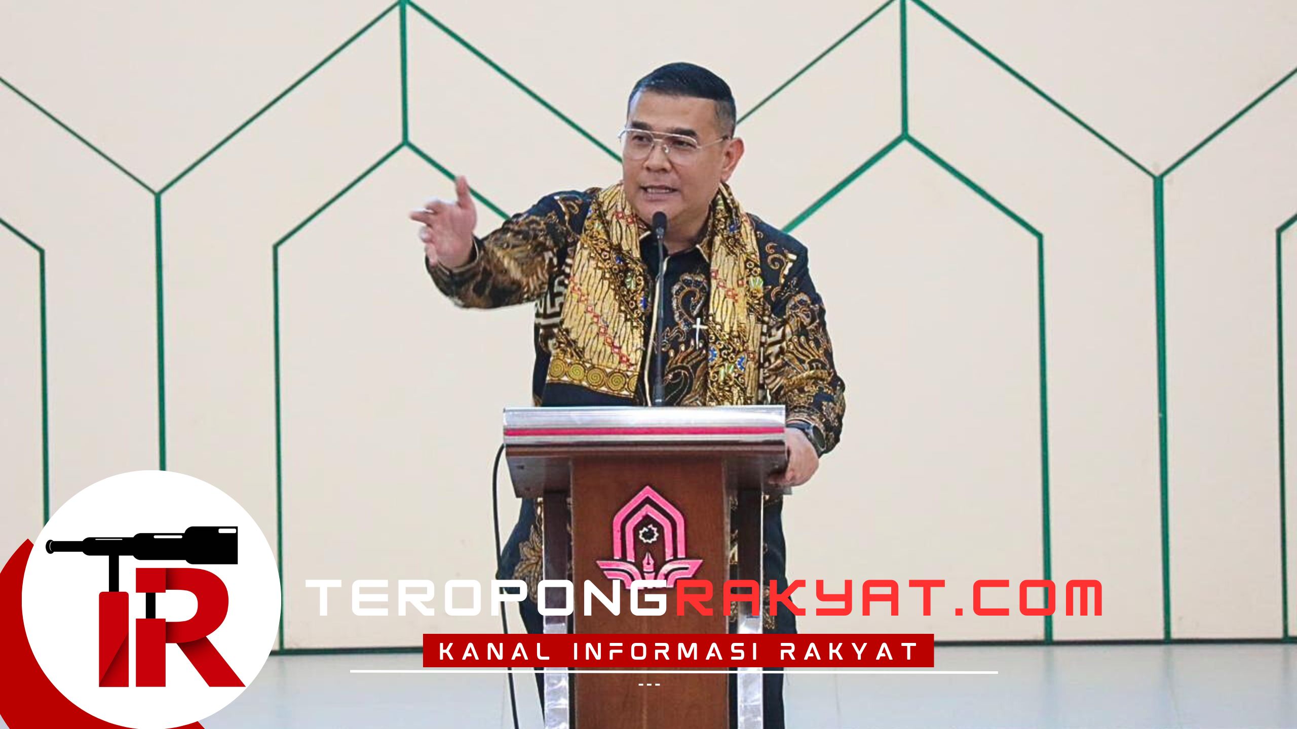 Tutup KKN Tematik Ekoteologi dan Pertanahan, Wamen Ossy Apresiasi Peran Mahasiswa dalam Pencatatan Bidang Tanah Wakaf