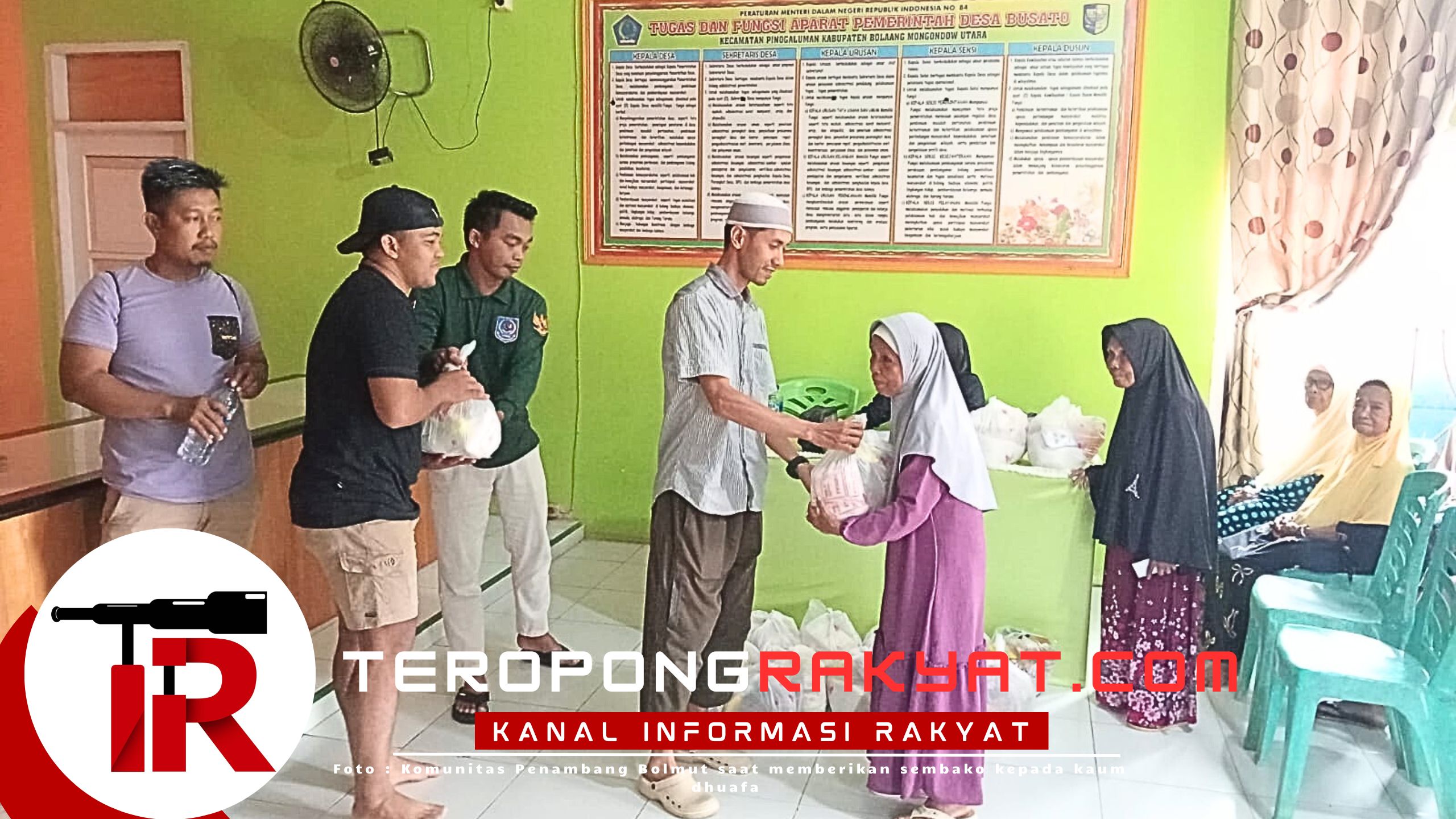 Sambut Ramadhan 1447 H, Warga Penambang Desa Busato Bolmut Berikan Sembako untuk Kaum Dhuafa