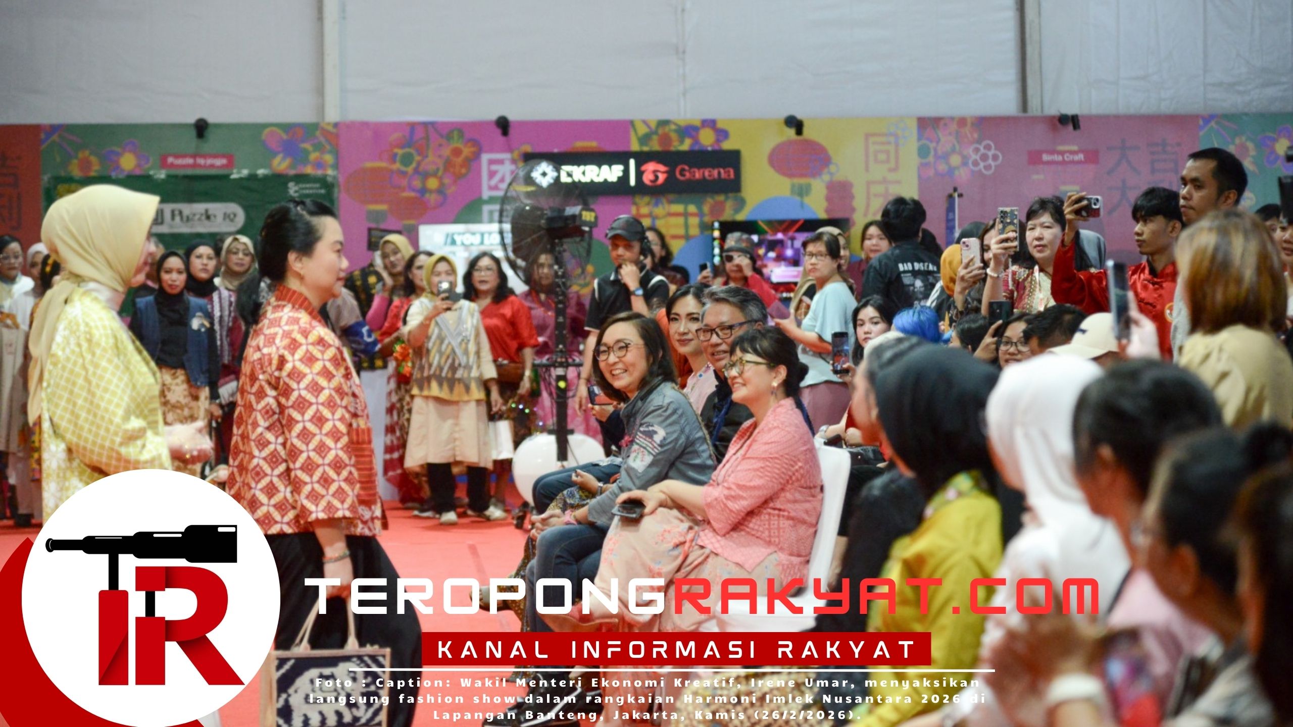 Wamen Ekraf Puji Inovasi Lokal Perempuan Kreatif di Fashion Show Imlek 2026