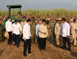 Presiden Prabowo dan Menteri Nusron Hadiri Panen Raya di Malang