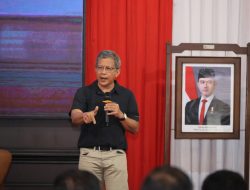 Kuliah Umum STPN, Rocky Gerung Tegaskan Tanah Melibatkan Banyak Ilmu